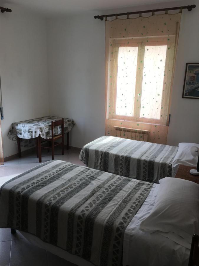 Appartamento Miramare, 2 Camere, Cucina, Bagno, 벤티밀리아 외부 사진